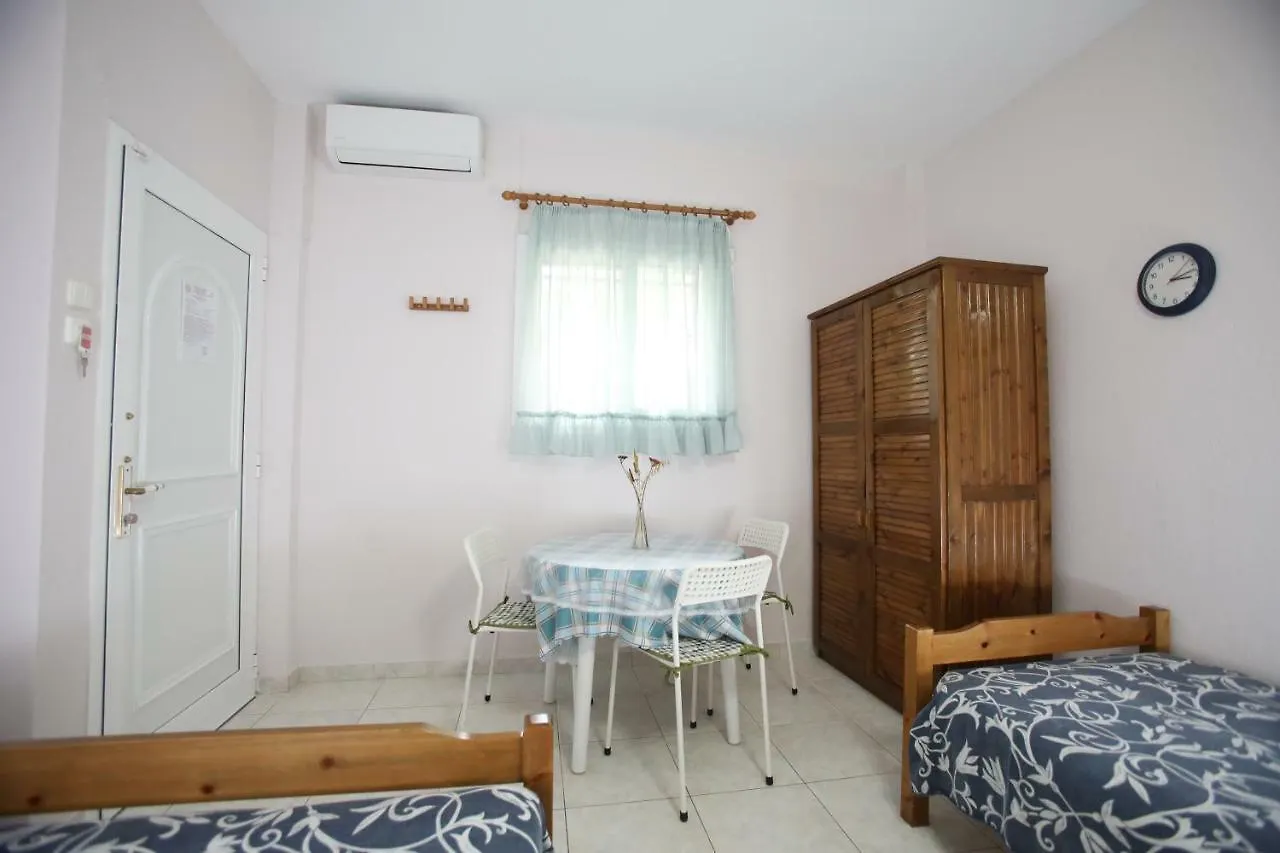 Pavlidis Appartement Siviri 0*,